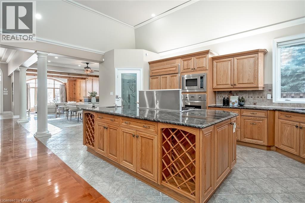 1031 Pelham Road, St. Catharines, Ontario  L2R 6P7 - Photo 14 - 40805090