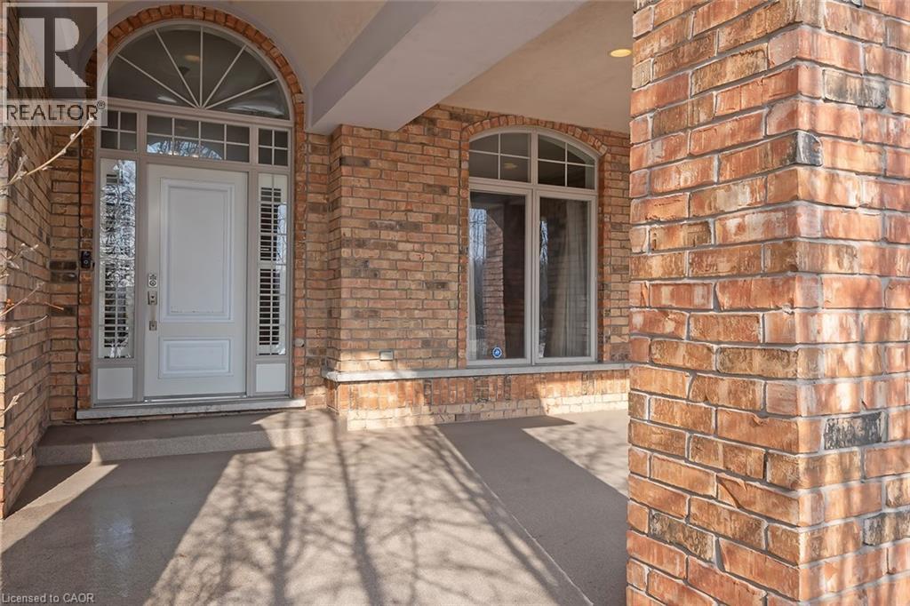 1031 Pelham Road, St. Catharines, Ontario  L2R 6P7 - Photo 2 - 40805090