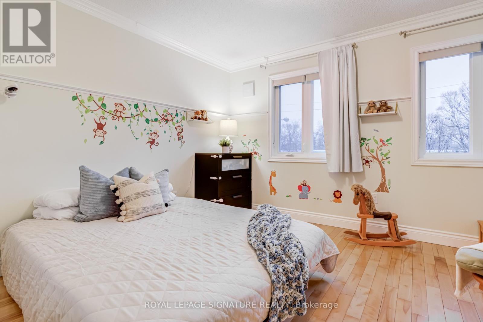 97 Harbourview Crescent, Toronto, Ontario  M8V 4A9 - Photo 21 - W12797608