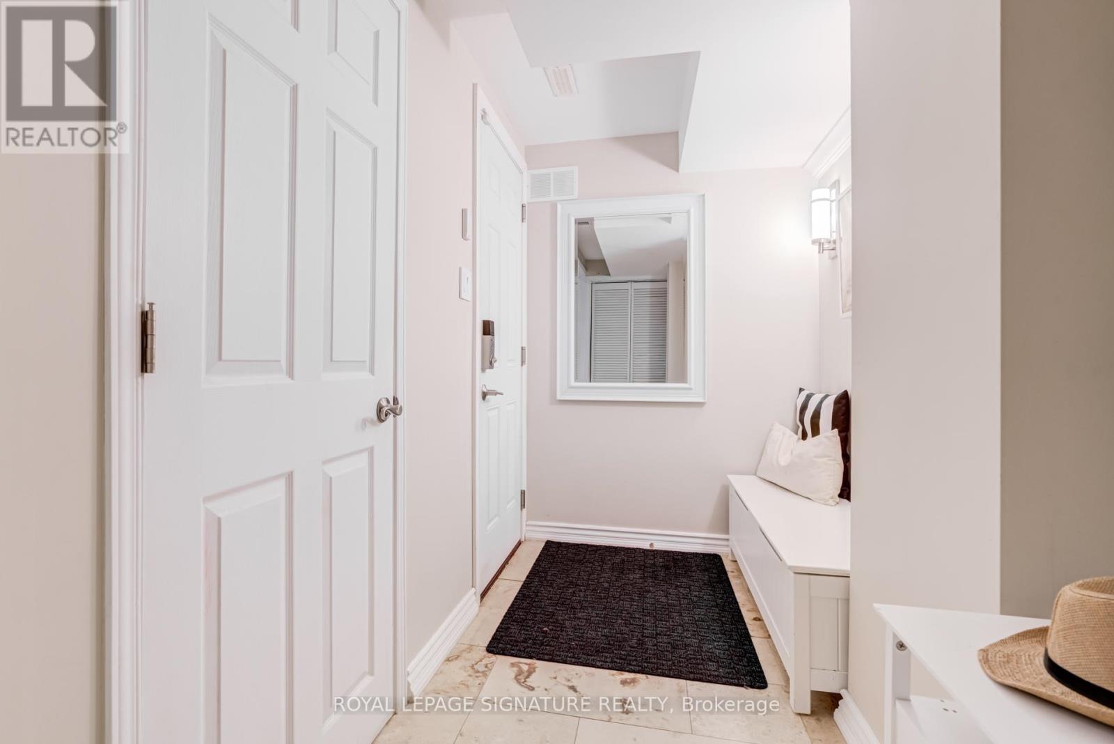 97 Harbourview Crescent, Toronto, Ontario  M8V 4A9 - Photo 30 - W12797608