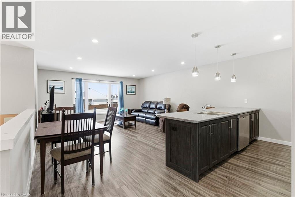 242 Glen Nora Drive, Cornwall, Ontario  K6H 0H6 - Photo 11 - 40802507