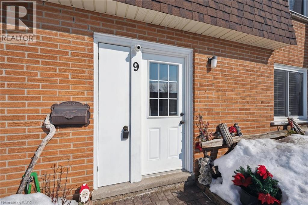 120 Country Club Drive Unit# 9, Guelph, Ontario  N1E 3K7 - Photo 4 - 40805882