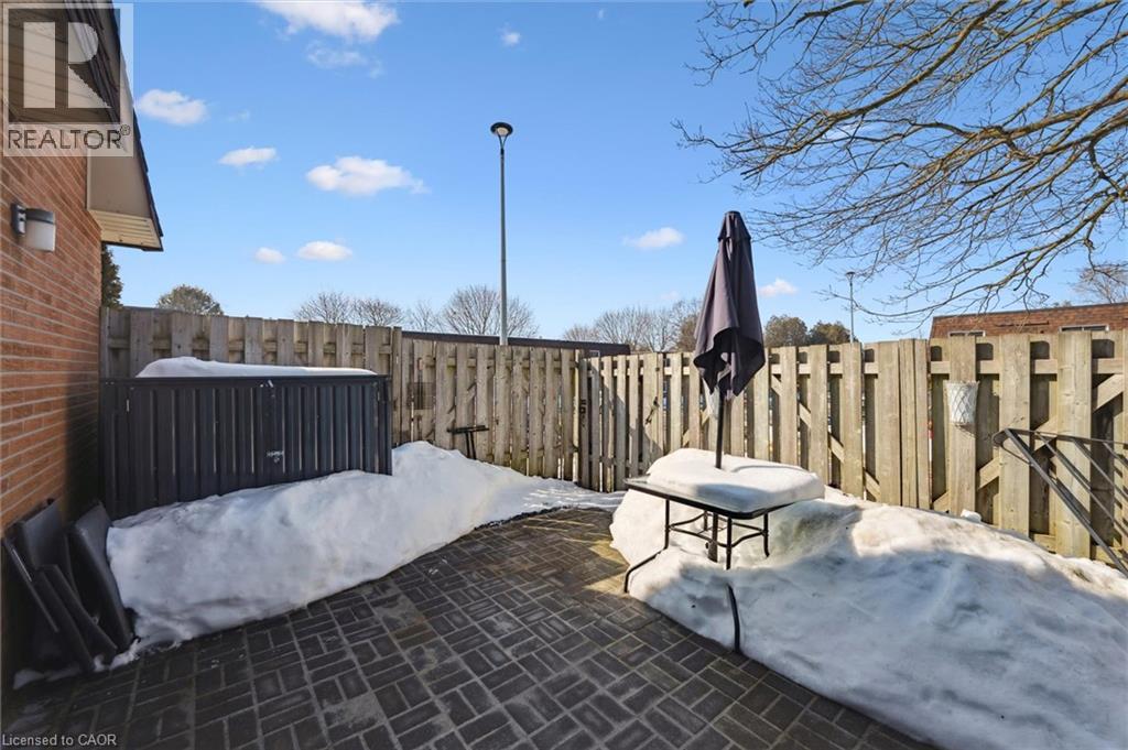120 Country Club Drive Unit# 9, Guelph, Ontario  N1E 3K7 - Photo 31 - 40805882