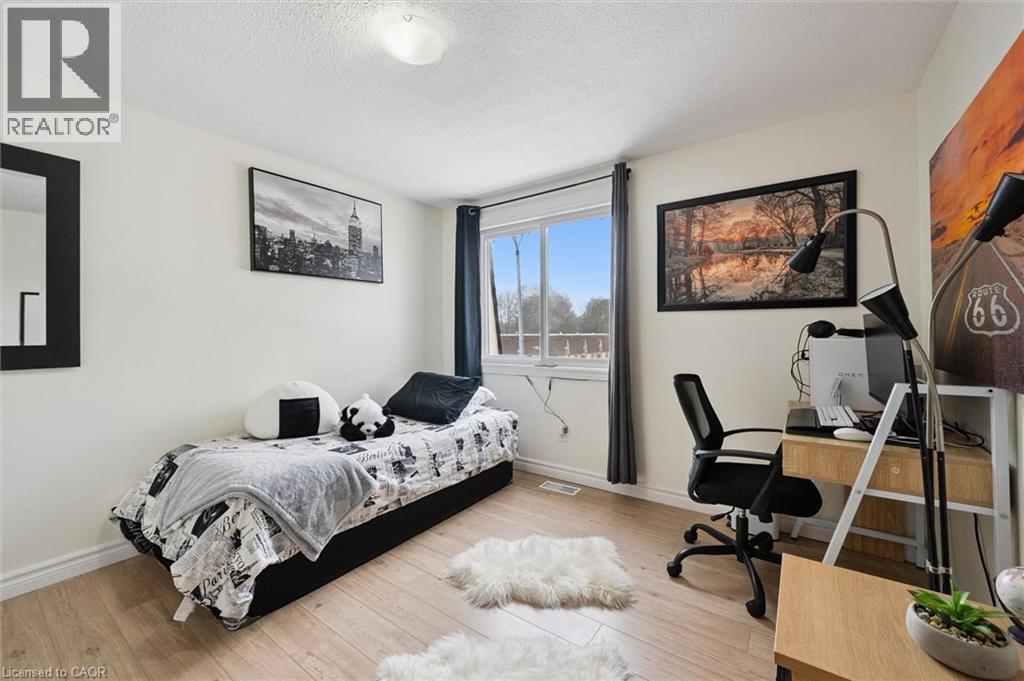 120 Country Club Drive Unit# 9, Guelph, Ontario  N1E 3K7 - Photo 24 - 40805882