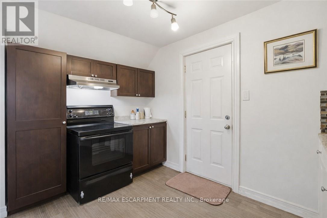 260 Prospect Street S, Hamilton, Ontario  L8M 2Z9 - Photo 16 - X12797584