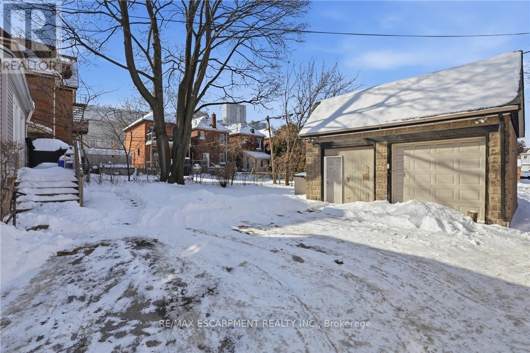 260 Prospect Street S, Hamilton, Ontario  L8M 2Z9 - Photo 4 - X12797584