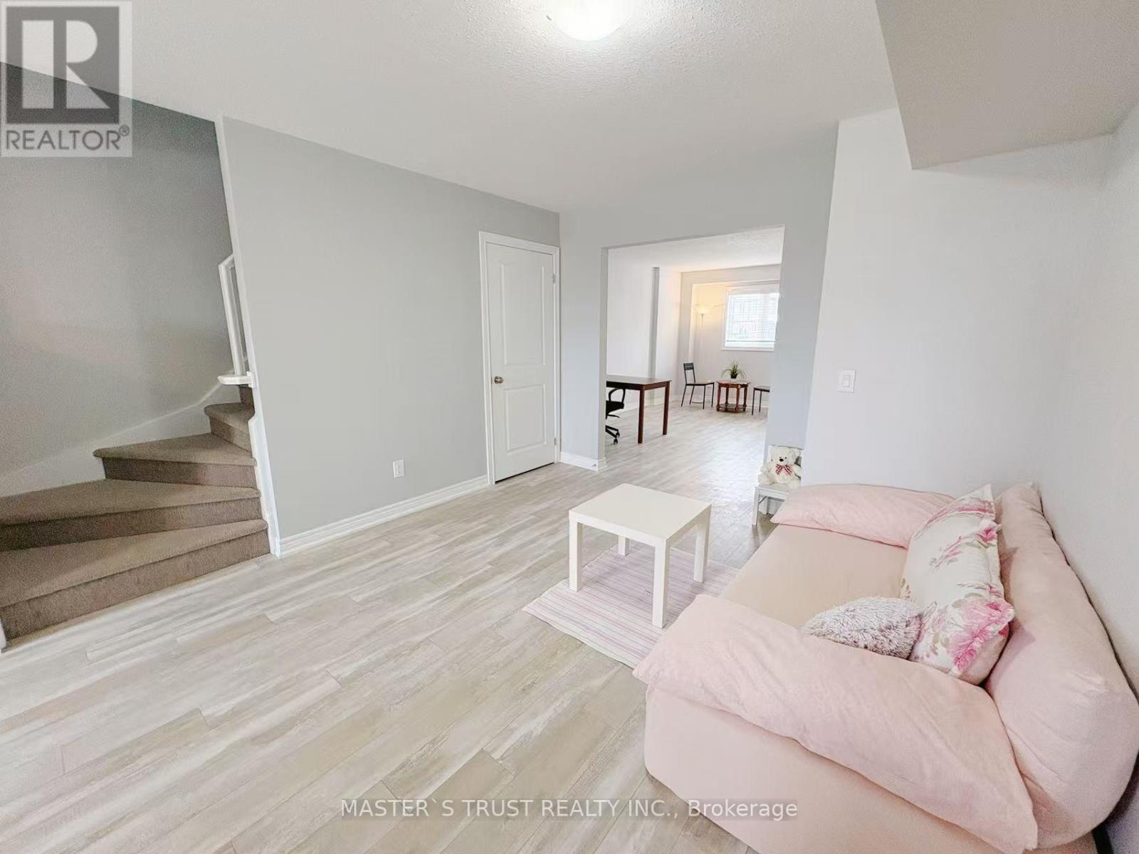 86 - 7768 Ascot Circle, Niagara Falls, Ontario  L2H 3P9 - Photo 10 - X12797614