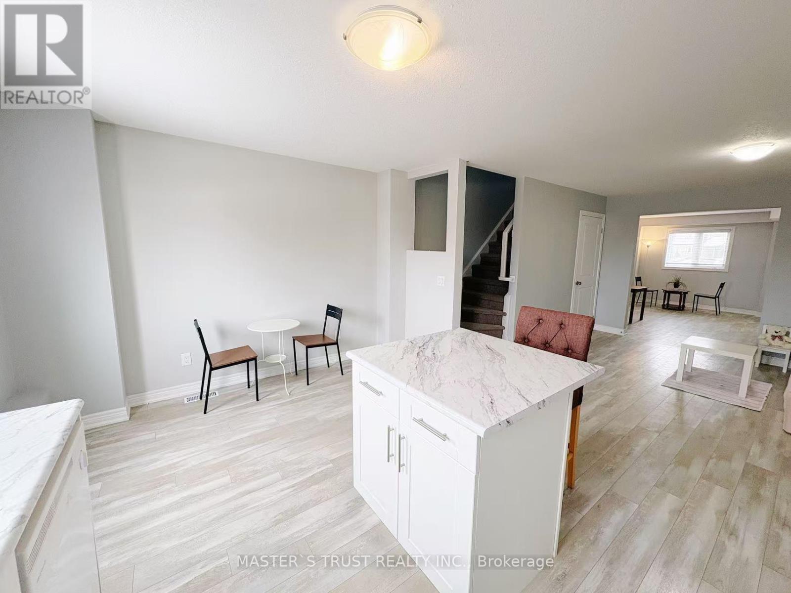 86 - 7768 Ascot Circle, Niagara Falls, Ontario  L2H 3P9 - Photo 5 - X12797614