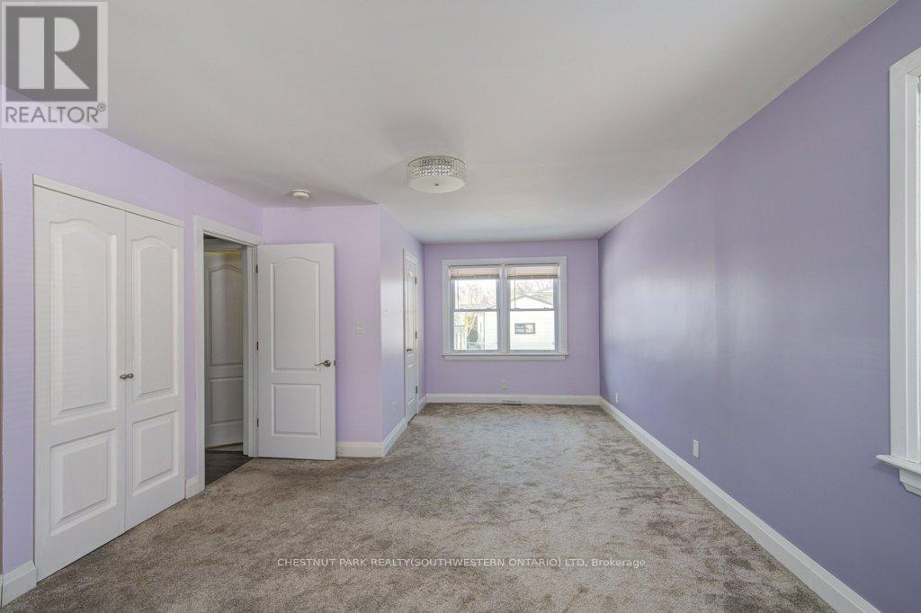 243 King Street E, Ingersoll, Ontario  N5C 1H4 - Photo 22 - X12797624