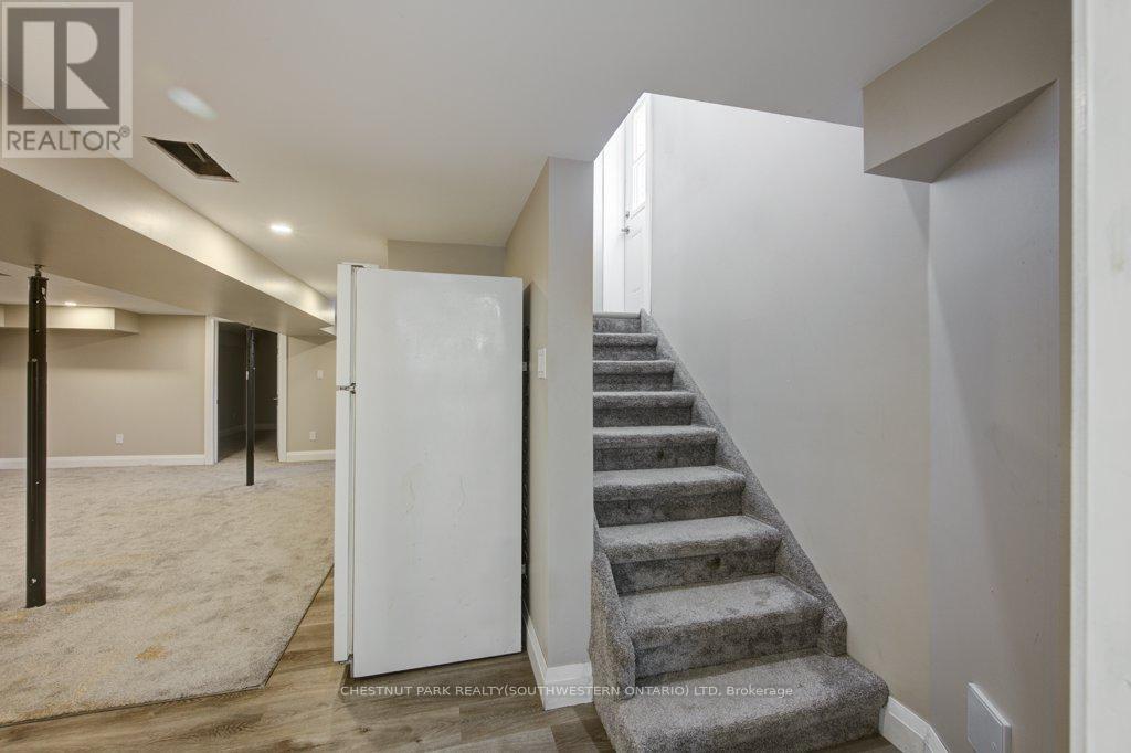 243 King Street E, Ingersoll, Ontario  N5C 1H4 - Photo 27 - X12797624