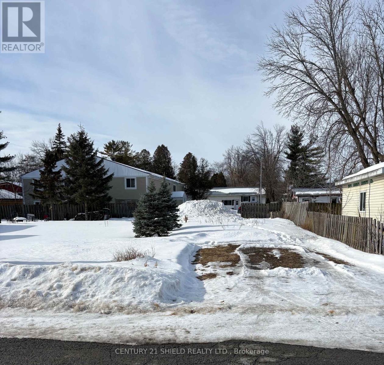 36 Broad Street, South Glengarry, Ontario  K0C 1N0 - Photo 4 - X12797716