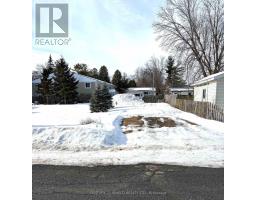 36 BROAD STREET, South Glengarry, Ontario