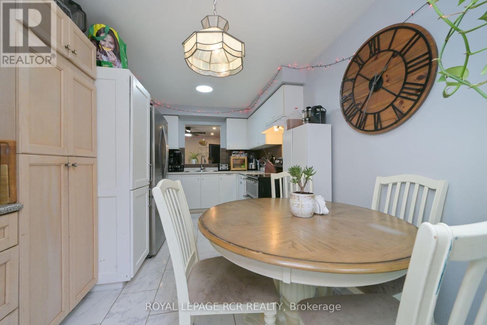 121 Dyer Drive, Wasaga Beach, Ontario  L9Z 1M1 - Photo 11 - S12577854