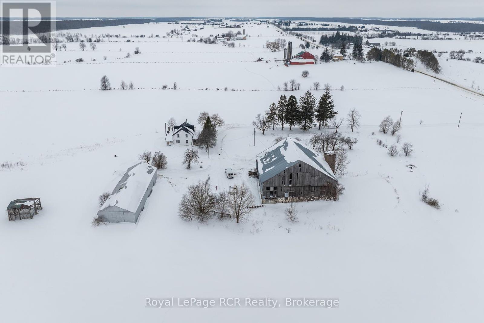 141510 Normanby 9 Road, West Grey, Ontario  N0G 1C0 - Photo 4 - X12797814