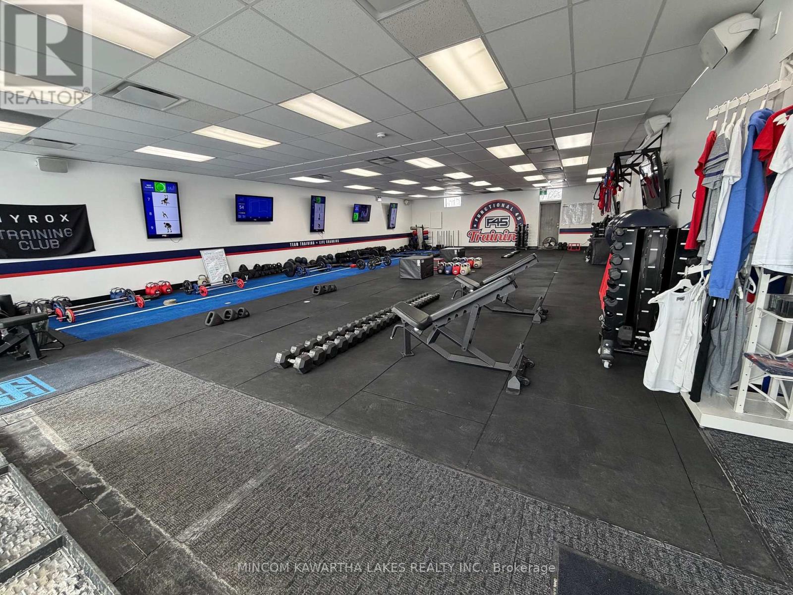 11 & 12 - 550 Lansdowne Street W, Peterborough (Town Ward 3), Ontario  K9J 8J8 - Photo 2 - X12797840