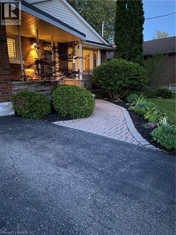 71 Pinecrest Drive, Kitchener, Ontario  N2A 2G6 - Photo 2 - 40798879