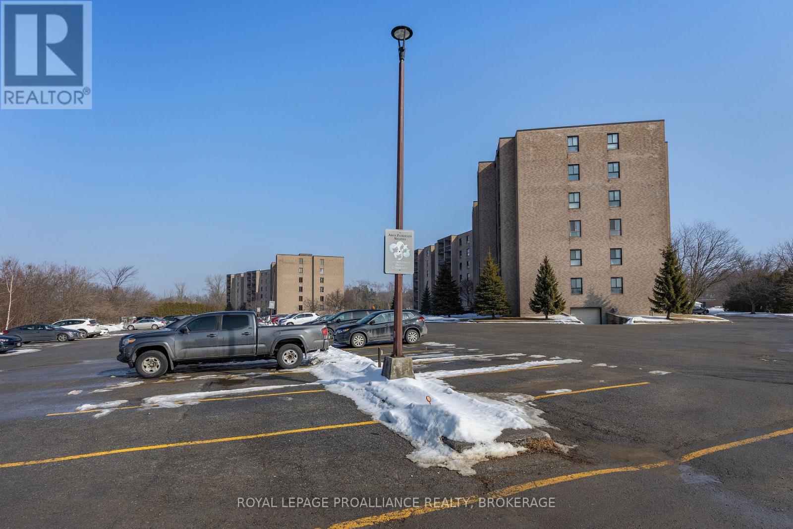 207 - 334 Queen Mary Road, Kingston (West Of Sir John A. Blvd), Ontario  K7M 7E7 - Photo 28 - X12797818