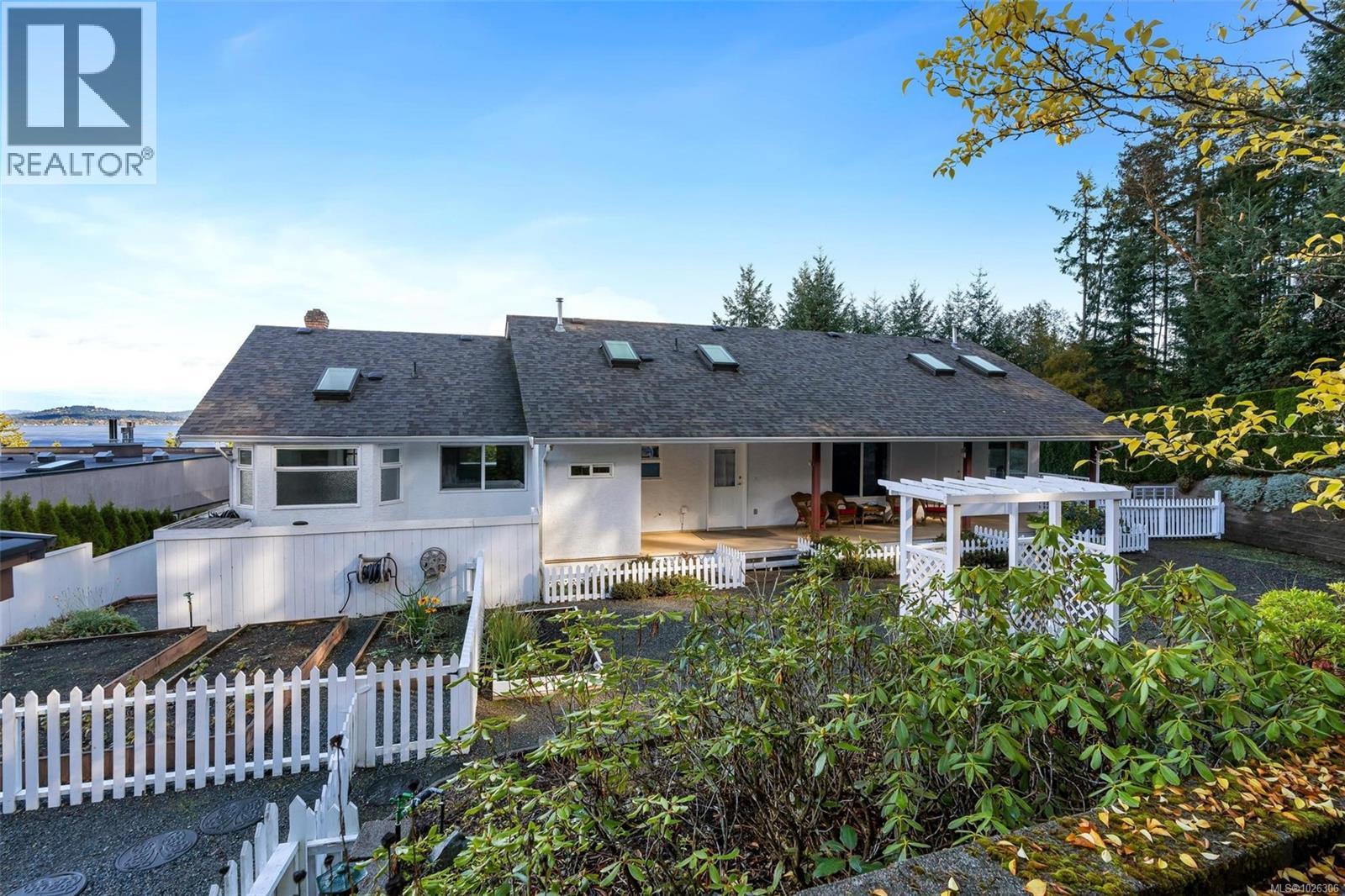 2446 Liggett Rd, Mill Bay, British Columbia  V8H 1C2 - Photo 81 - 1026306