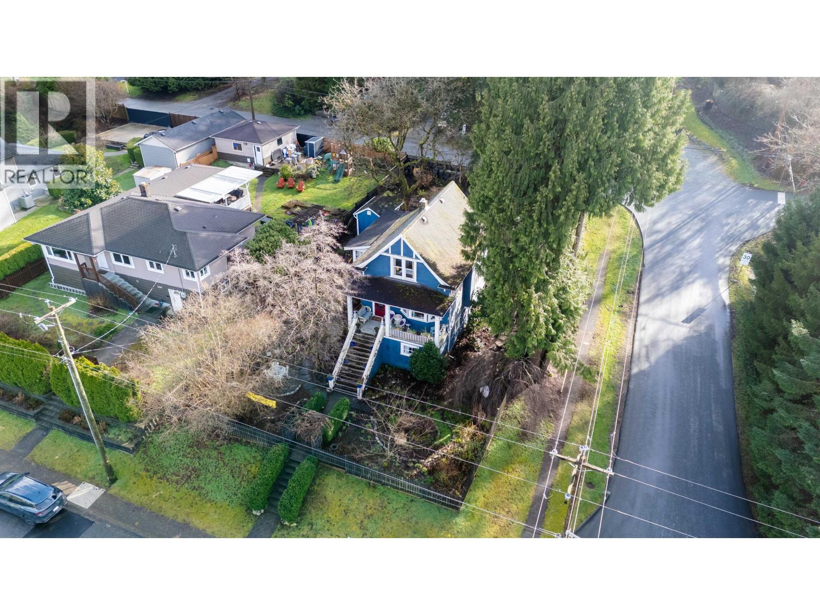 2201 ST GEORGE STREET, Port Moody, British Columbia