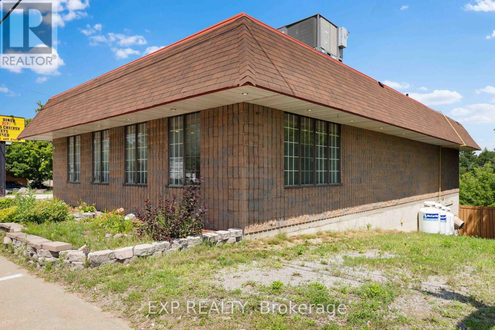 19500 Opeongo Line, Madawaska Valley, Ontario K0J 1B0 - Photo 2 - X12086662