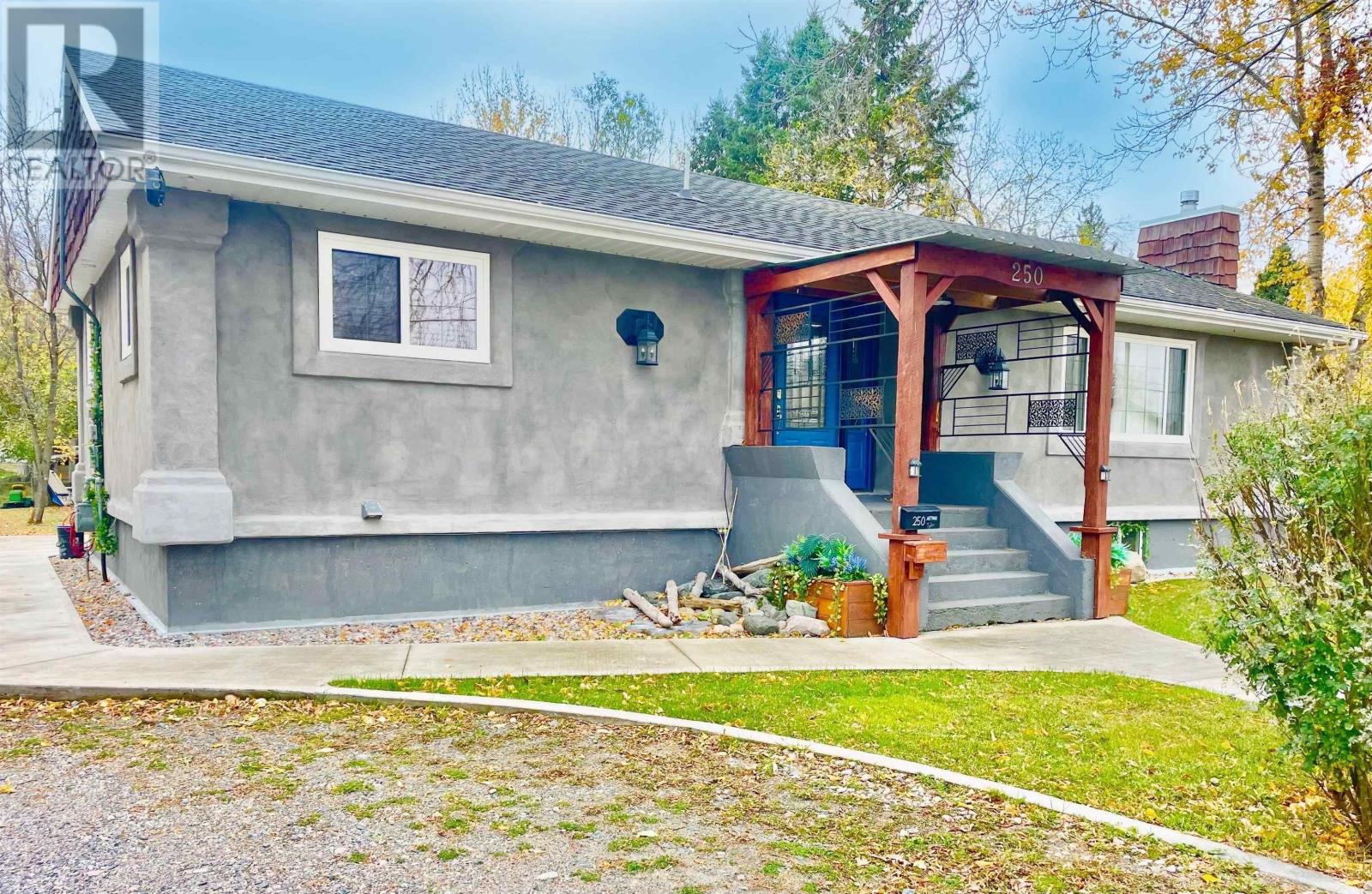 250 Arthur ST, Dryden, Ontario