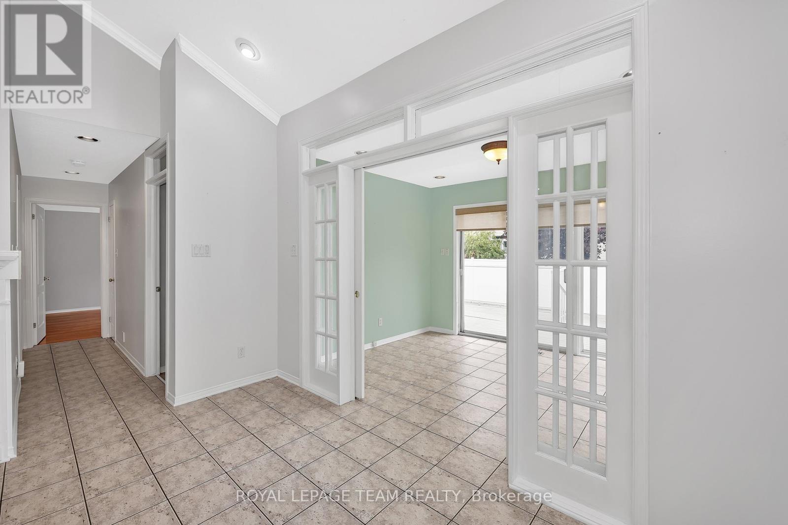 43 Settler's Ridge Way, Ottawa, Ontario  K2J 4V2 - Photo 10 - X12797720