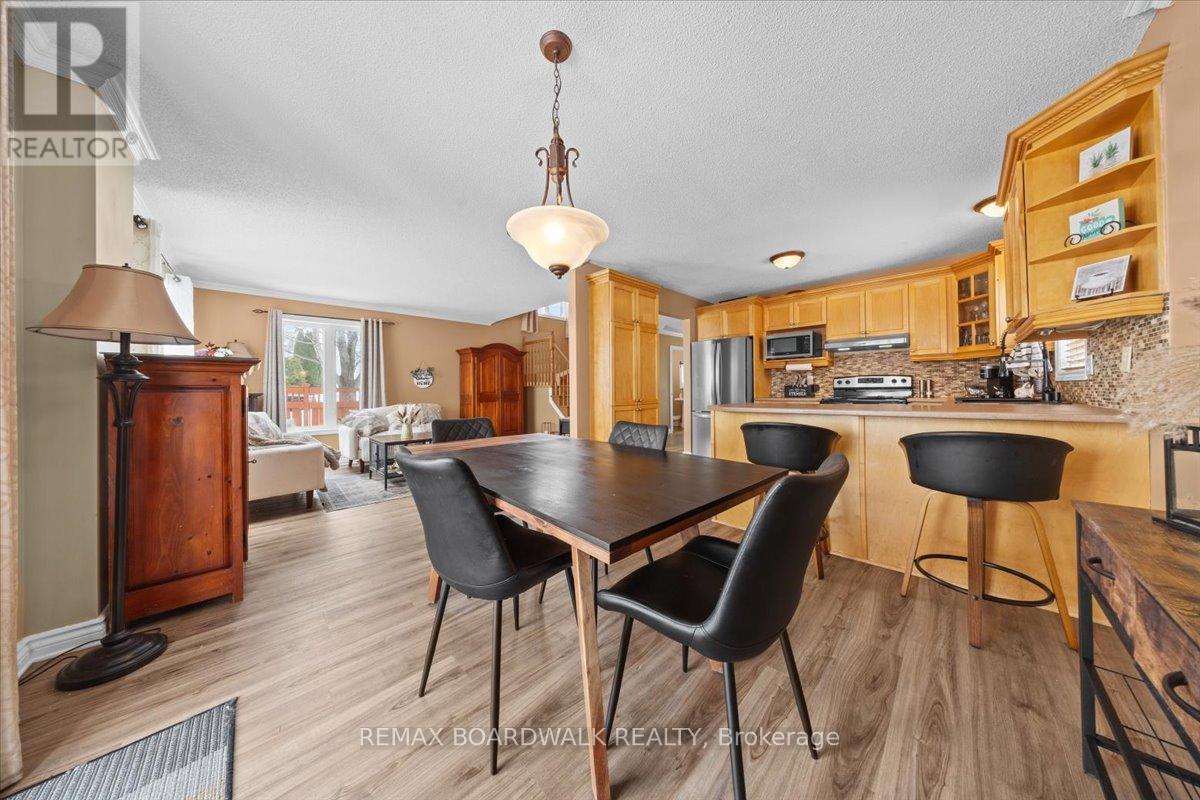 2285 Cecile Crescent, Clarence-Rockland, Ontario  K4K 1S2 - Photo 12 - X12797744