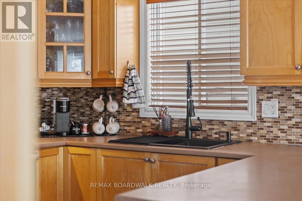 2285 Cecile Crescent, Clarence-Rockland, Ontario  K4K 1S2 - Photo 17 - X12797744