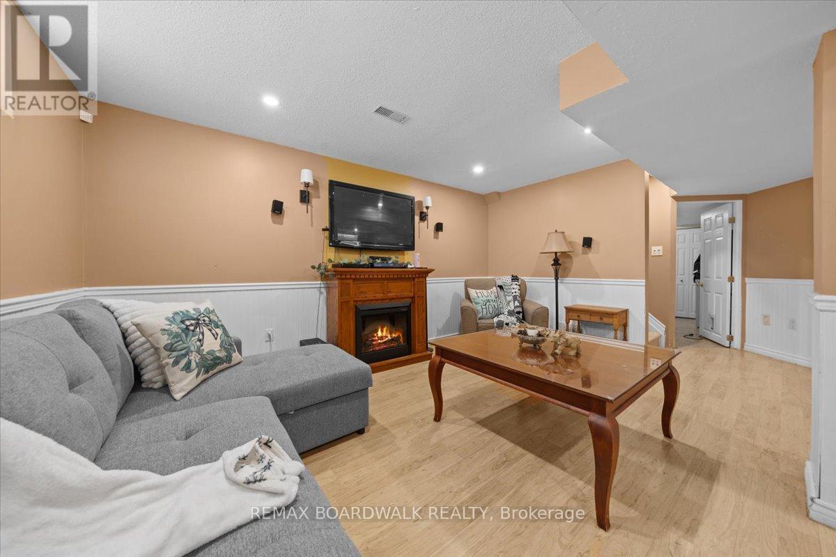 2285 Cecile Crescent, Clarence-Rockland, Ontario  K4K 1S2 - Photo 34 - X12797744