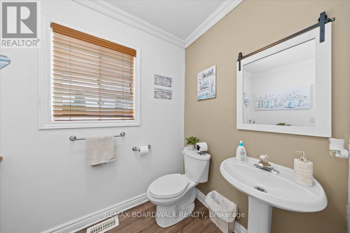 2285 Cecile Crescent, Clarence-Rockland, Ontario  K4K 1S2 - Photo 4 - X12797744