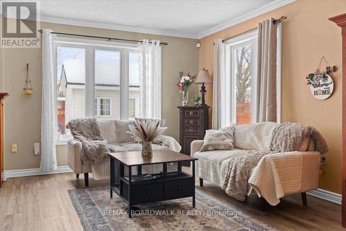 2285 Cecile Crescent, Clarence-Rockland, Ontario  K4K 1S2 - Photo 6 - X12797744