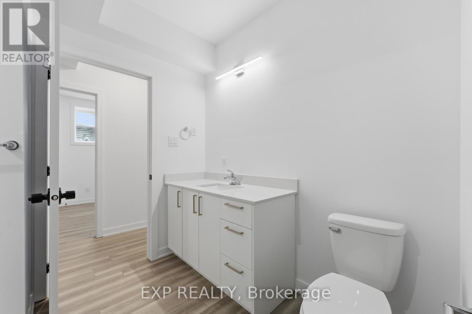 Unit C - 1375 Louis Lane, Ottawa, Ontario  K1B 3P2 - Photo 13 - X12797816