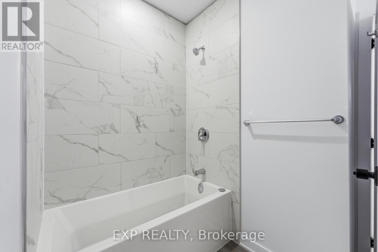 Unit C - 1375 Louis Lane, Ottawa, Ontario  K1B 3P2 - Photo 14 - X12797816