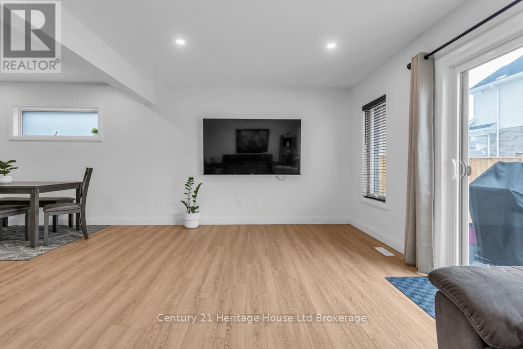 33 Martin Street, Tillsonburg, Ontario  N4G 0K3 - Photo 21 - X12797738