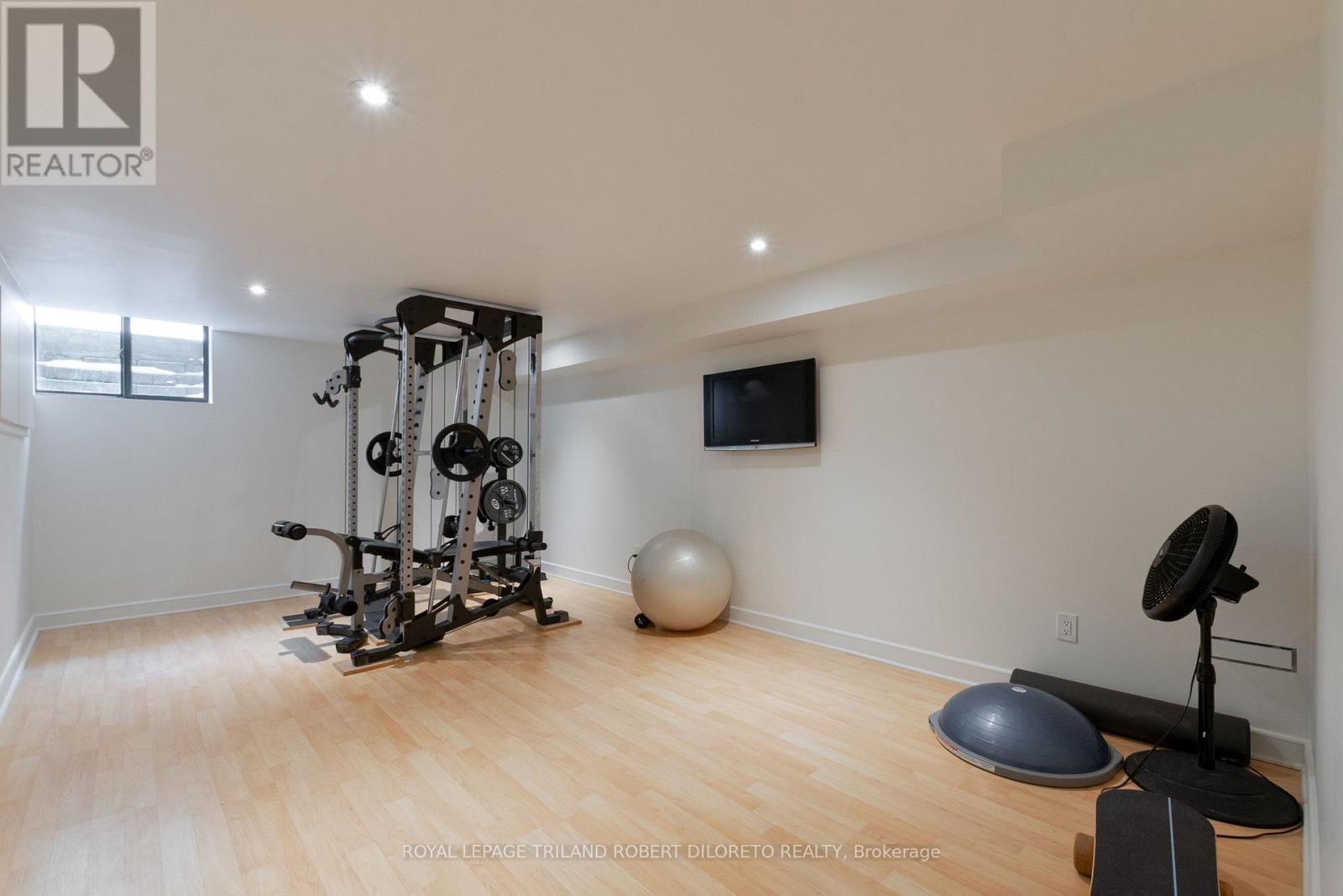 20 Cherokee Road, London North, Ontario  N6G 2N8 - Photo 29 - X12797006