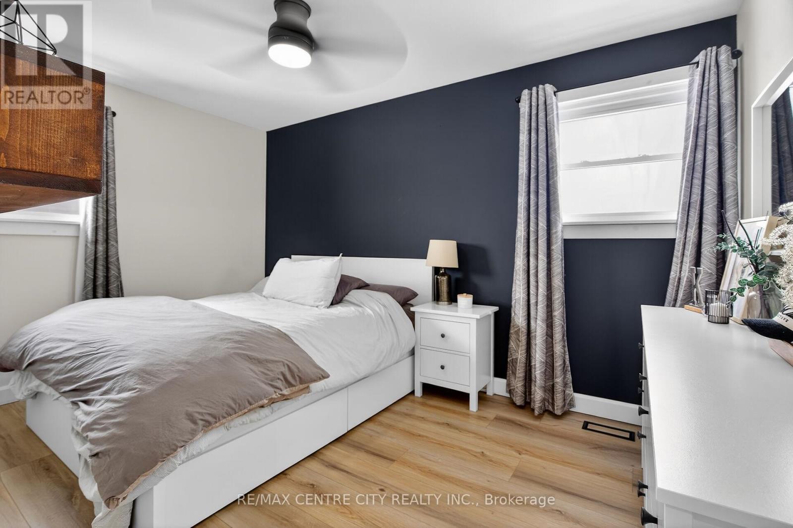 Photo 22 of 47 for 196 Byron Street