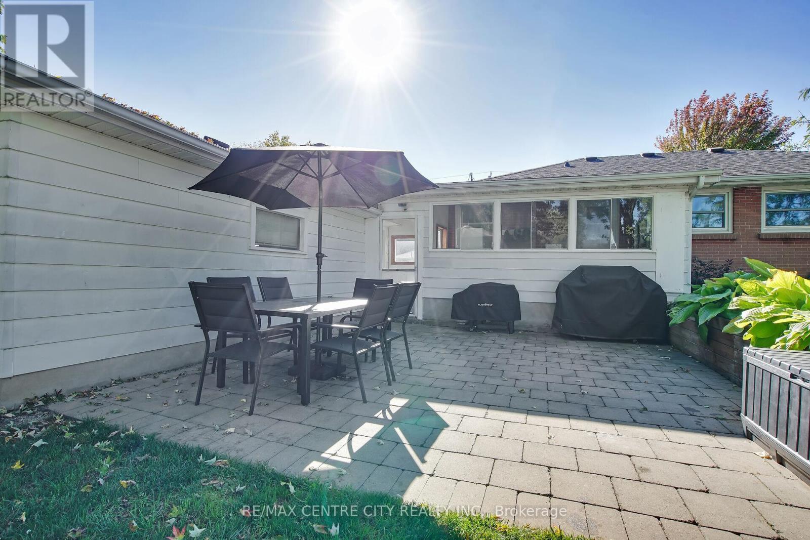 Photo 38 of 47 for 196 Byron Street