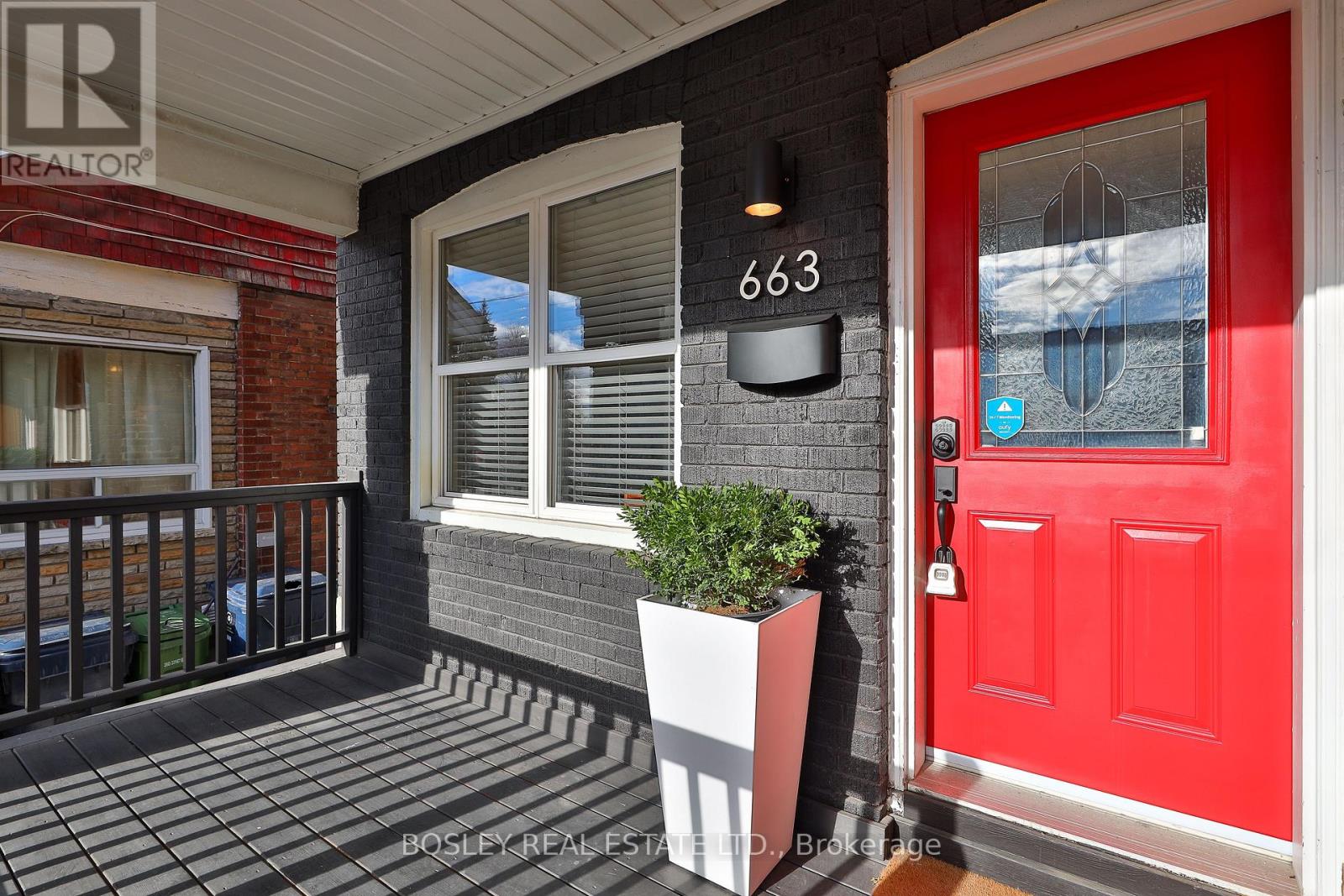 663 VAUGHAN ROAD, Toronto, Ontario