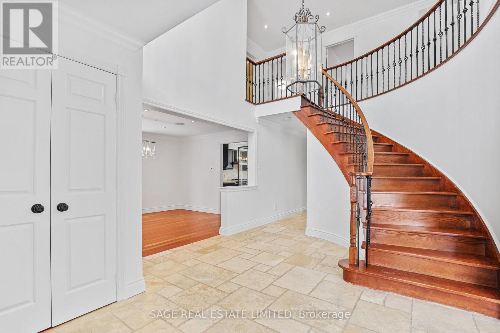 310 Hidden Trail, Toronto (Westminster-Branson), Ontario  M2R 3R8 - Photo 2 - C12797728