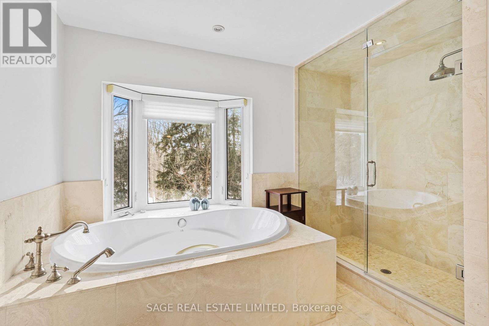 310 Hidden Trail, Toronto (Westminster-Branson), Ontario  M2R 3R8 - Photo 23 - C12797728