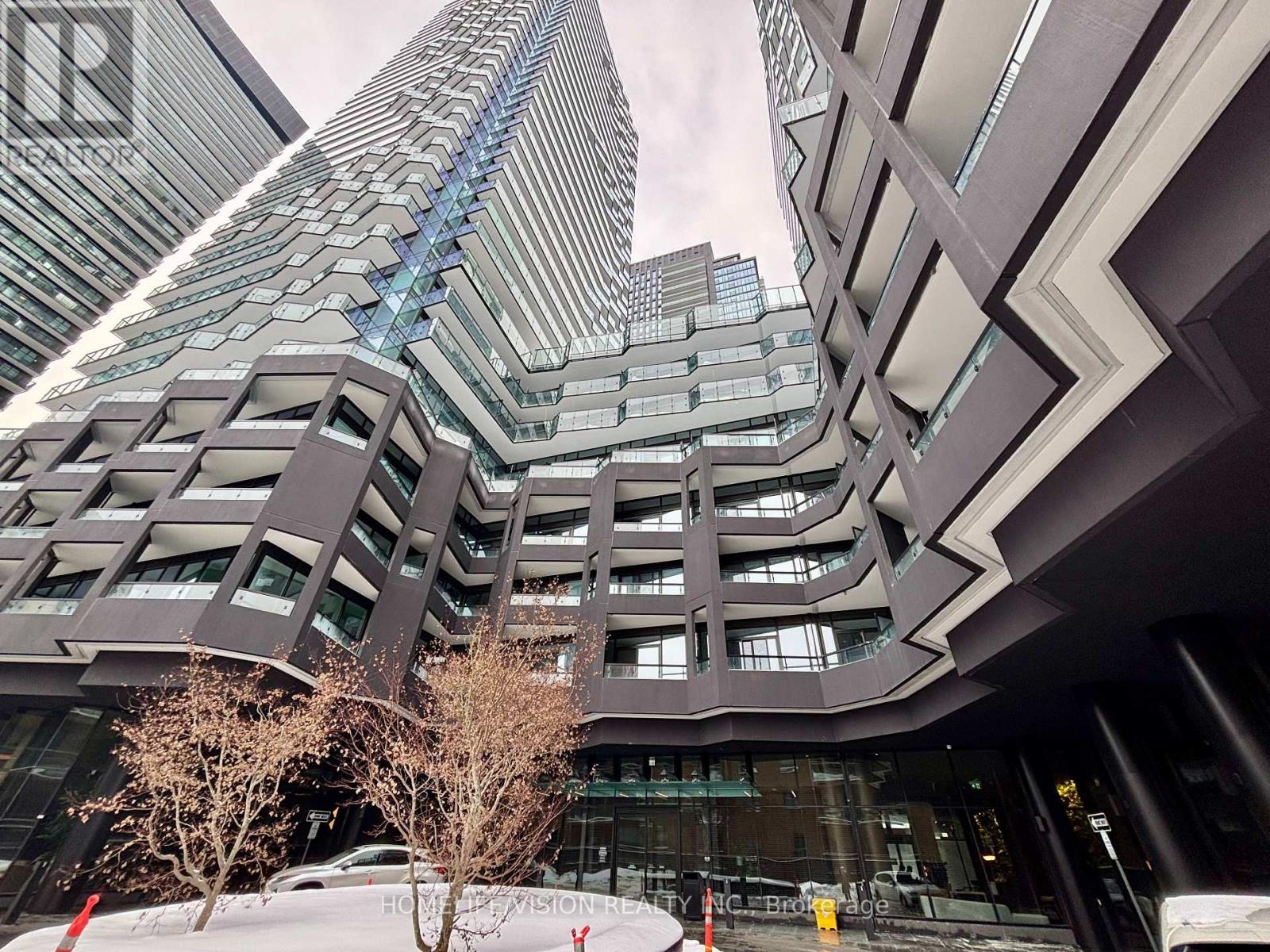 211 - 110 BROADWAY AVENUE, Toronto, Ontario