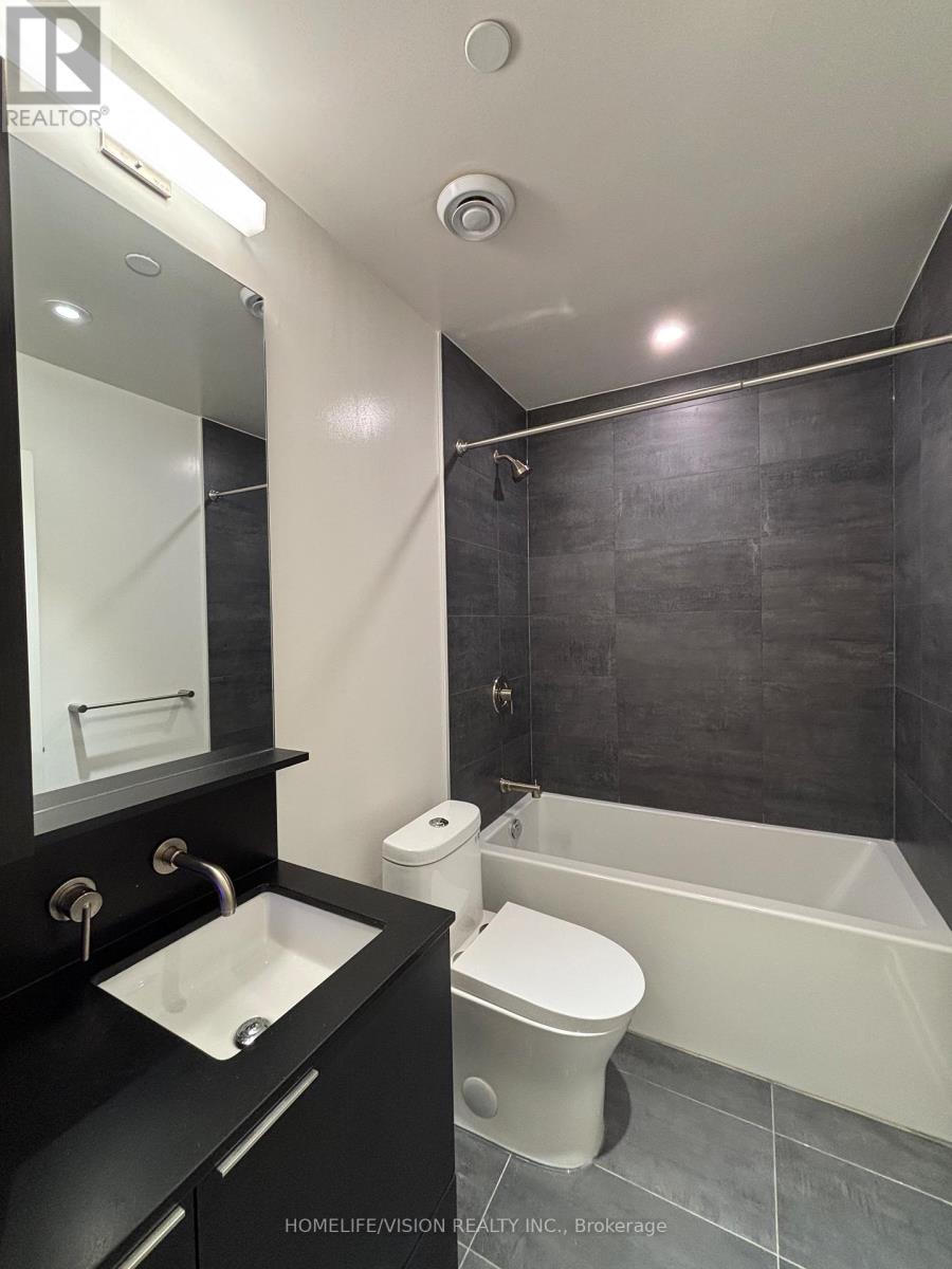 211 - 110 Broadway Avenue, Toronto, Ontario  M4P 1V7 - Photo 8 - C12797788