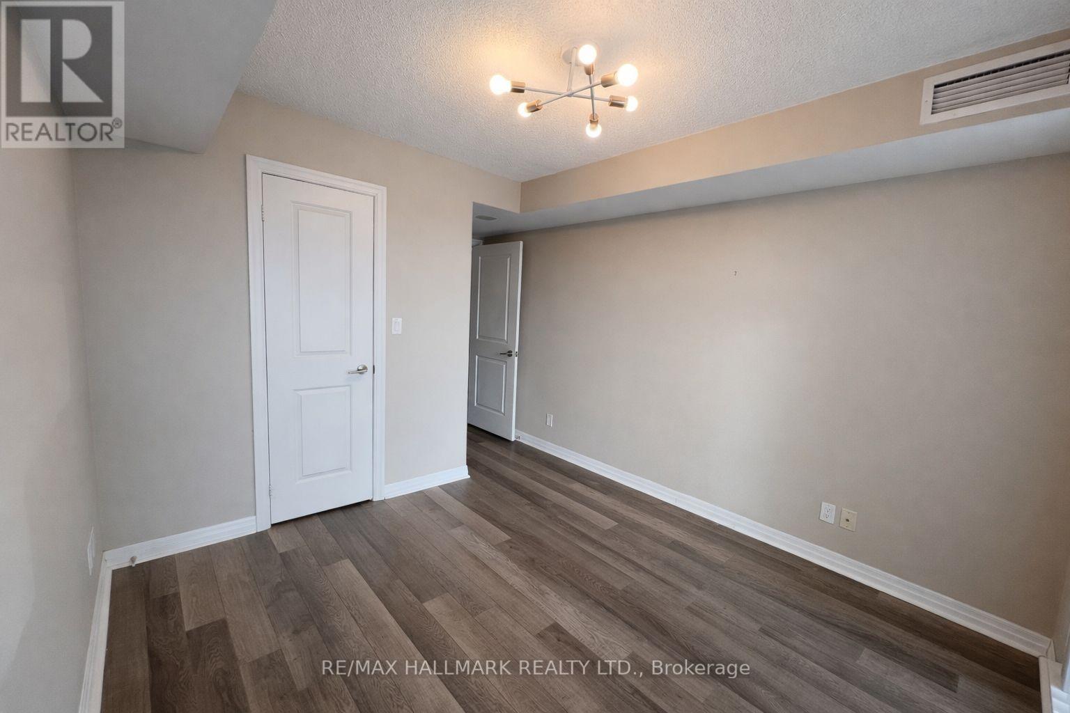 1911 - 2015 Sheppard Avenue E, Toronto, Ontario  M2J 0B3 - Photo 11 - C12797792