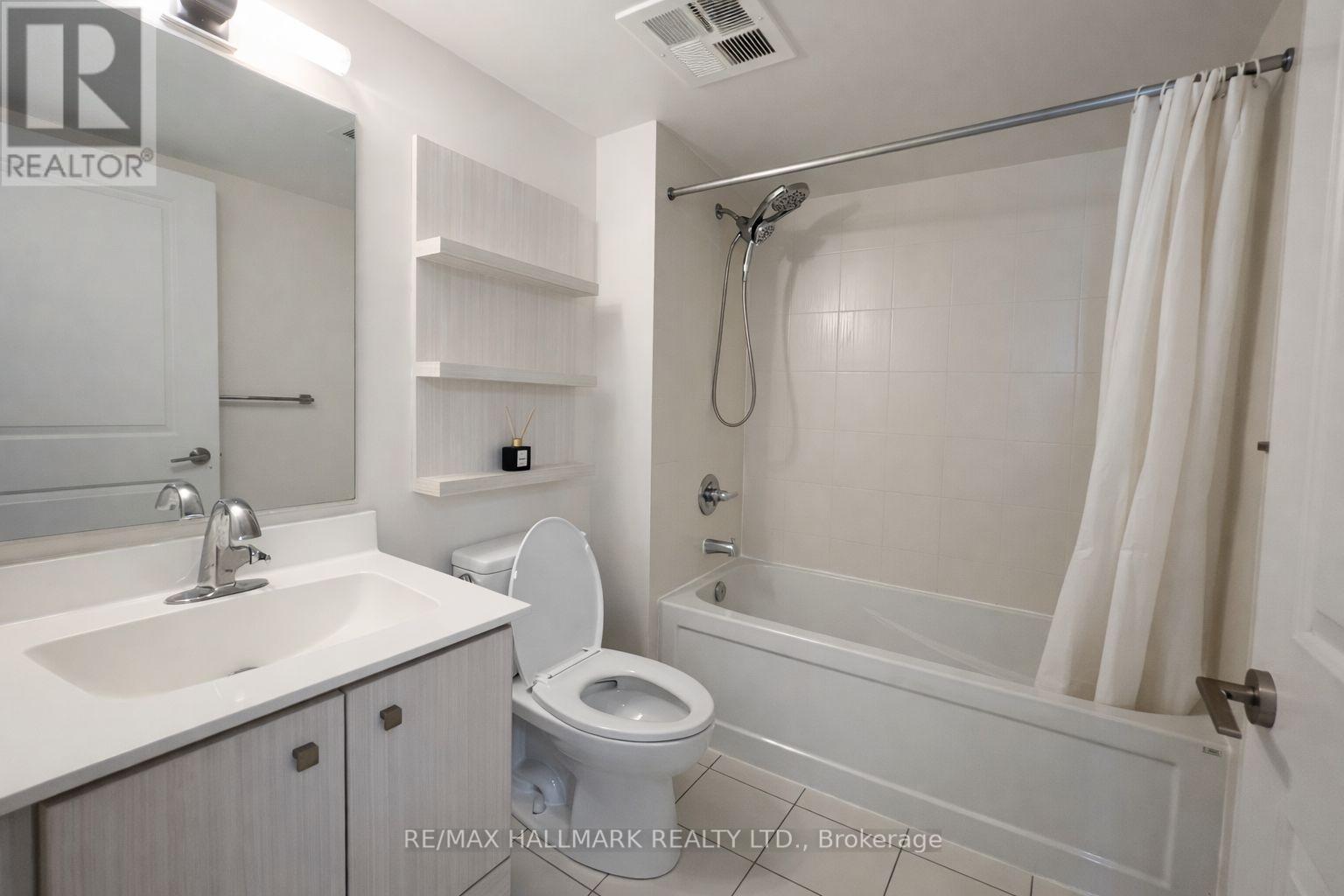 1911 - 2015 Sheppard Avenue E, Toronto, Ontario  M2J 0B3 - Photo 2 - C12797792