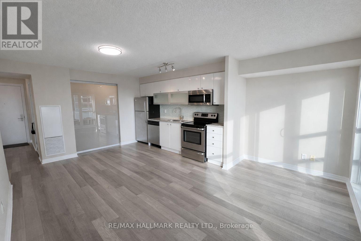 1911 - 2015 Sheppard Avenue E, Toronto, Ontario  M2J 0B3 - Photo 4 - C12797792