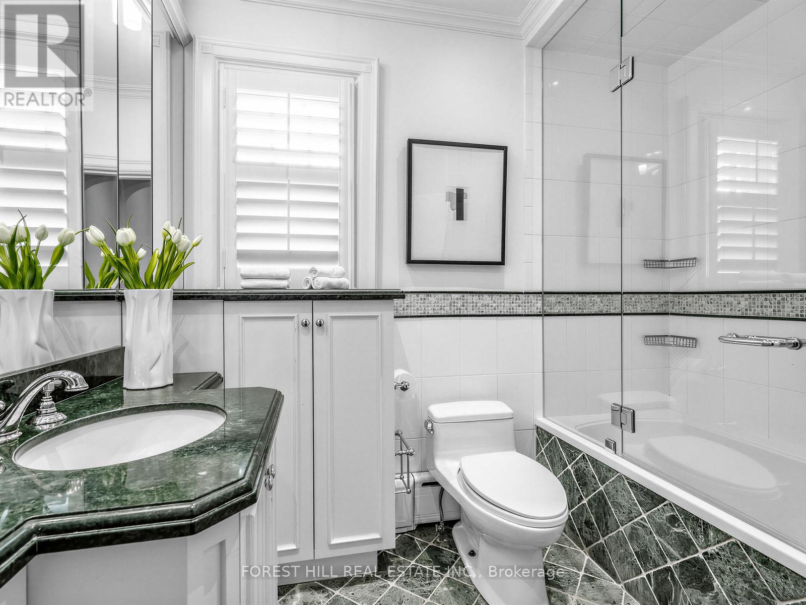 21 Gardiner Road, Toronto, Ontario  M5P 3B4 - Photo 29 - C12797822