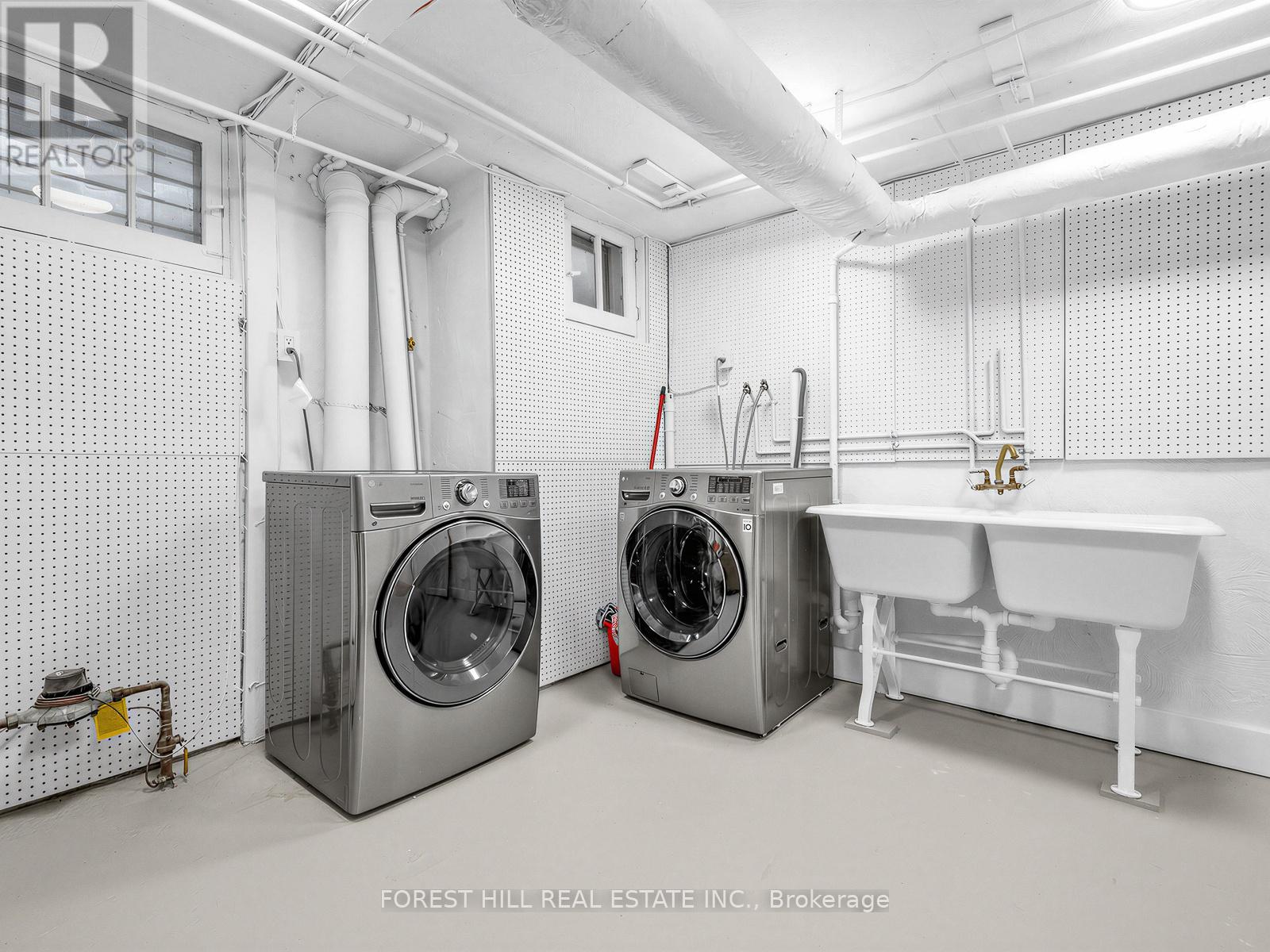 21 Gardiner Road, Toronto, Ontario  M5P 3B4 - Photo 34 - C12797822