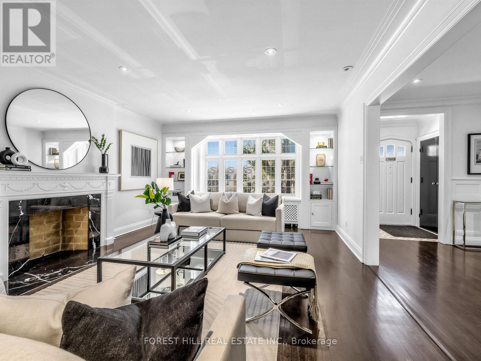 21 Gardiner Road, Toronto, Ontario  M5P 3B4 - Photo 6 - C12797822