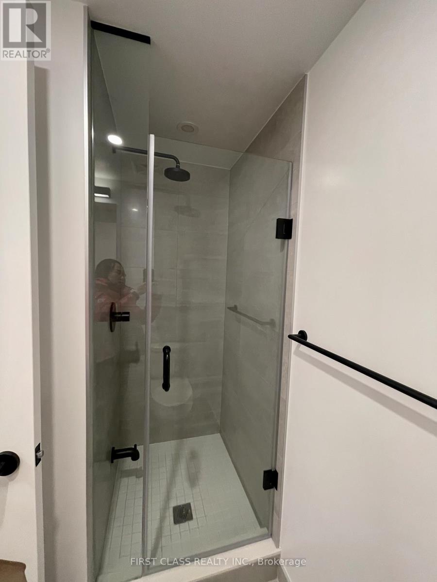 609 - 108 Peter Street, Toronto (Waterfront Communities), Ontario  M5V 0W2 - Photo 13 - C12797876