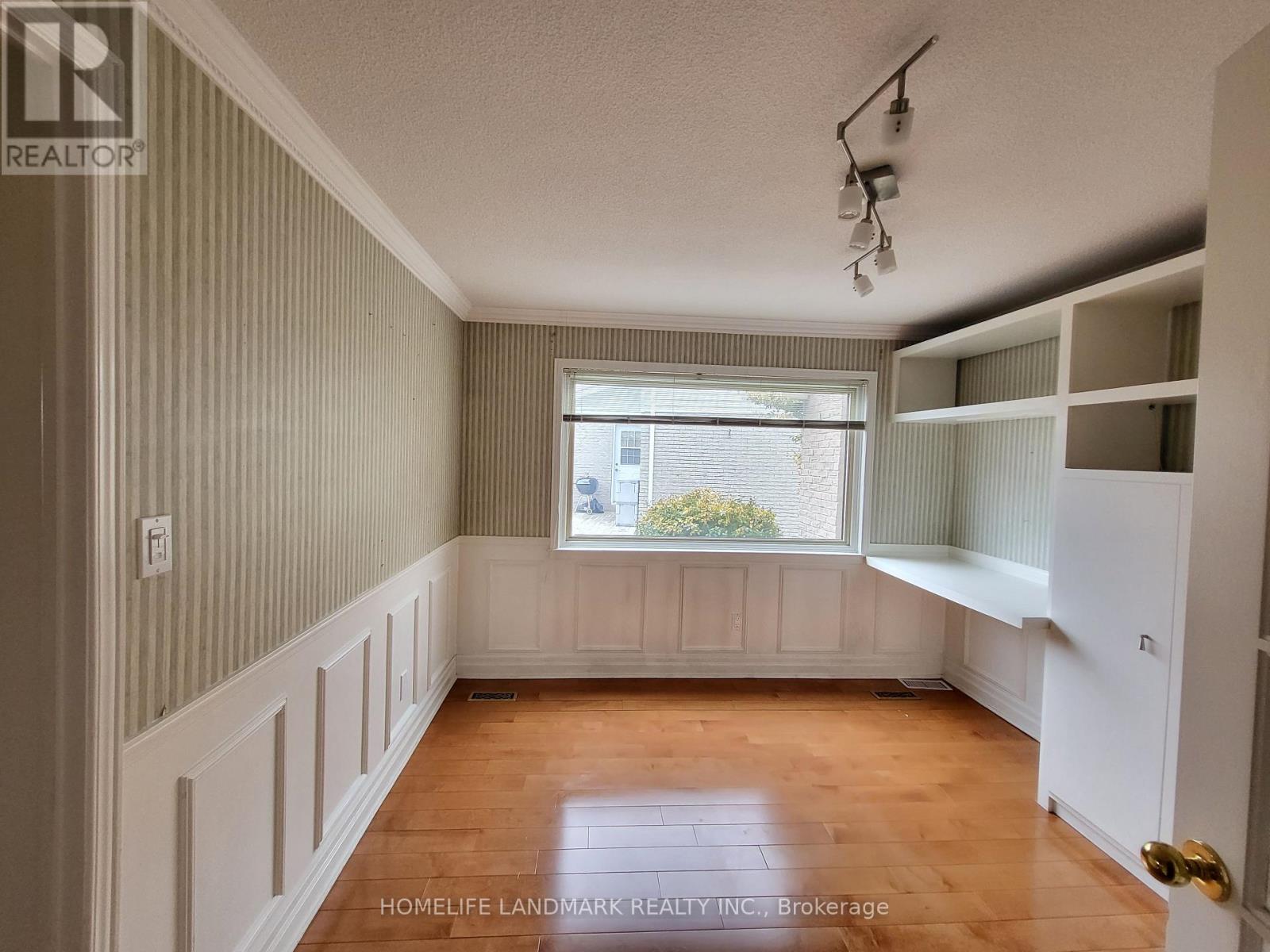 107 Bolland Crescent, Ajax, Ontario  L1S 3H1 - Photo 4 - E12797680